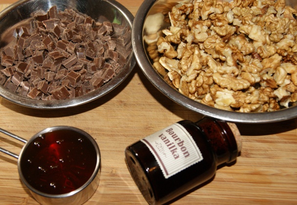 Orechové bonbóny a ovocný kaviár  - obrázok 1