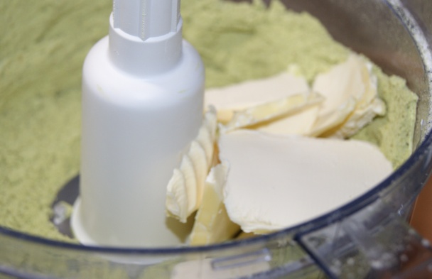 Pistáciové matcha keksy s brusnicami a goji (fotorecept) - obrázok 3