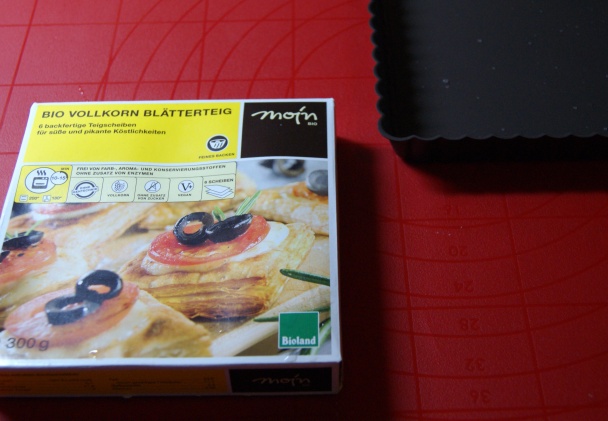 Tofu koláč s brokolicou Romanesco a cibuľkou (fotorecept) - obrázok 1