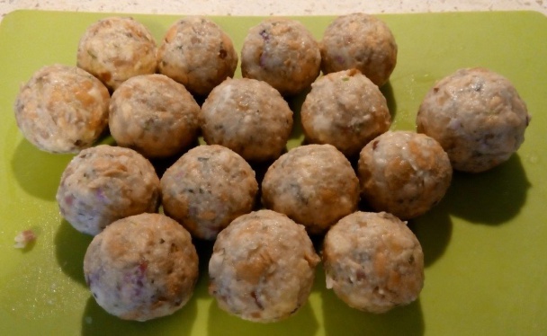 Tirolské speckknödel - knedle (fotorecept) - obrázok 5