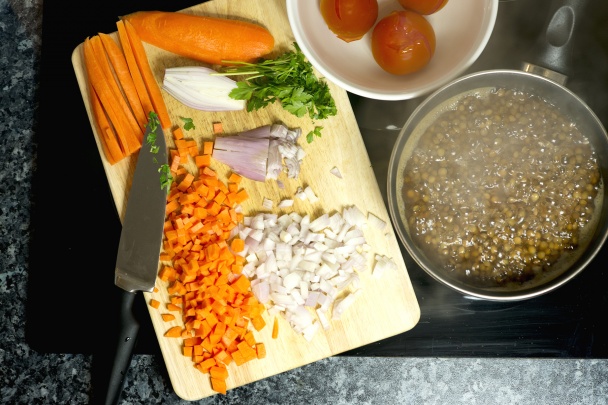 Losos s teplým šošovicovým šalátom (fotorecept) - obrázok 3