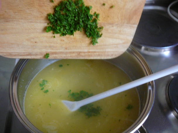 Cestovinová polievka, lahodná, jednoduchá - obrázok 4