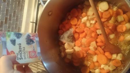 Sviečková z bravčového karé - obrázok 4