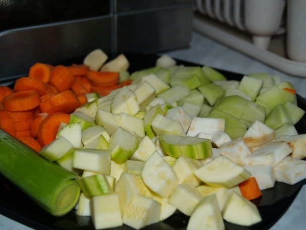 Polievka zo zeleninky - obrázok 1