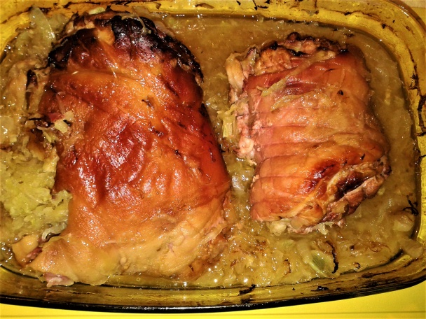 Bravčové kolená v pomalom hrnci s kyslou kapustou (fotorecept) - obrázok 5