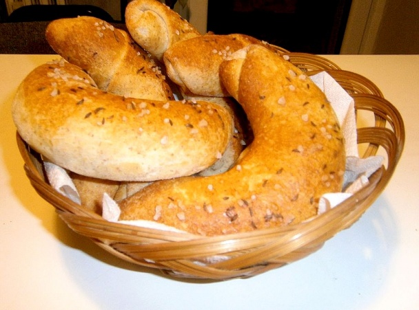 Chrumkavé pivné rožky (fotorecept) - obrázok 7
