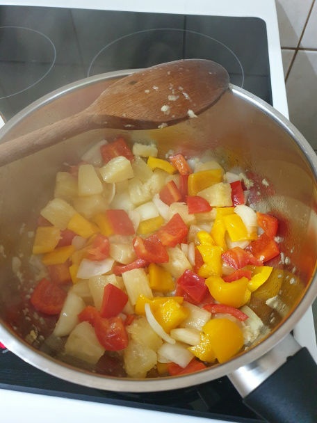 Kura v sladko-kyslej omáčke (Sweet and sour chicken) (fotorecept)  - obrázok 5