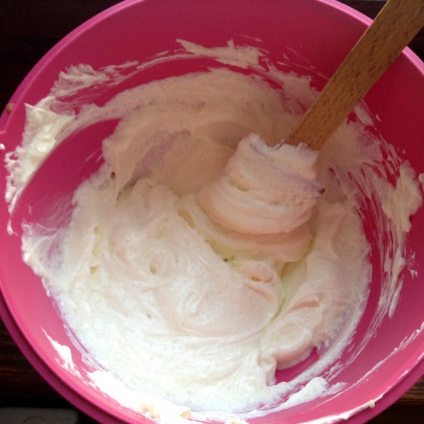 Mrkvový koláčik s bielou čiapkou (fotorecept) - obrázok 6