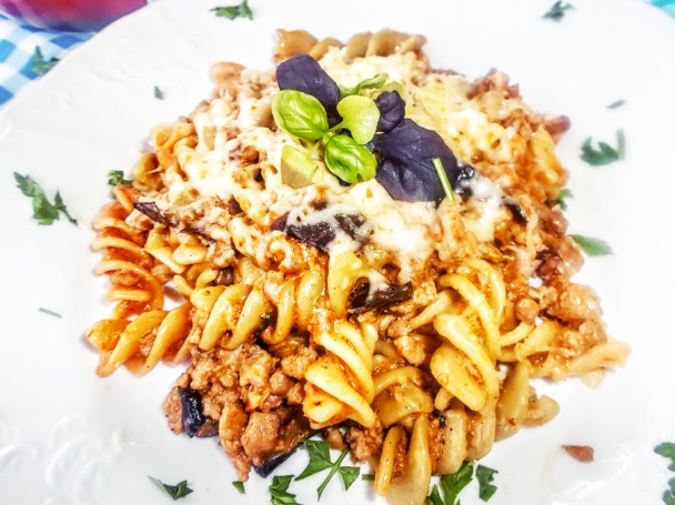 Fusilli s mletým mäsom, podpňovkami a krémovou omáčkou (fotorecept) - obrázok 6