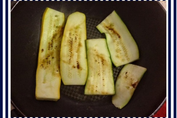 Zapečené cukety s kuracím mäsom, ryžou a paradajkami (fotorecept) - obrázok 5