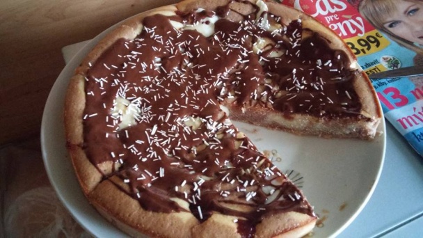 Koláčik s tvarohom a lekvárom - obrázok 2