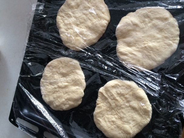 Hovädzí hamburger s domácimi žemľami - obrázok 3