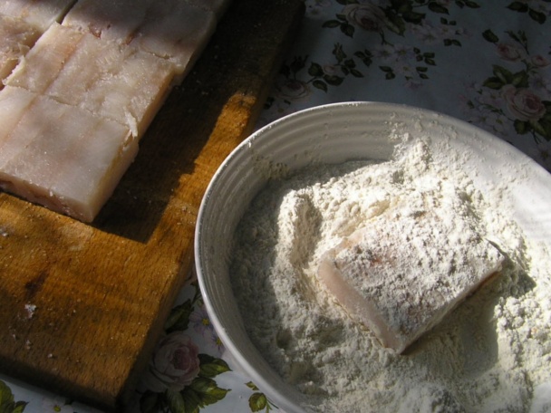 Rybie filé v jogurtovo-cornflakesovom kabátiku pečené v rúre - obrázok 1