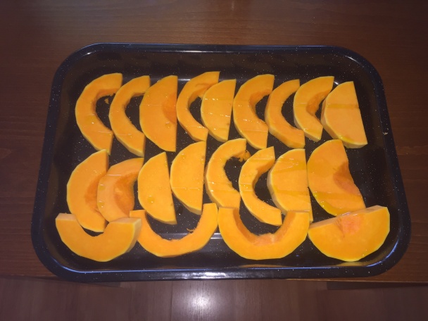 Tekvicovo mrkvový krém s vanilkovou zmrzlinou (fotorecept) - obrázok 1