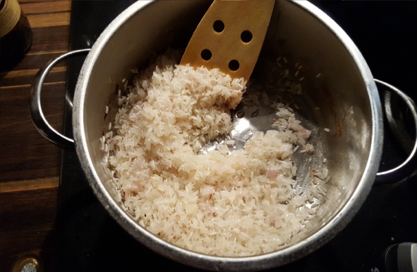 Maslové rizoto s krevetami a hubami na víne (fotorecept) - obrázok 3