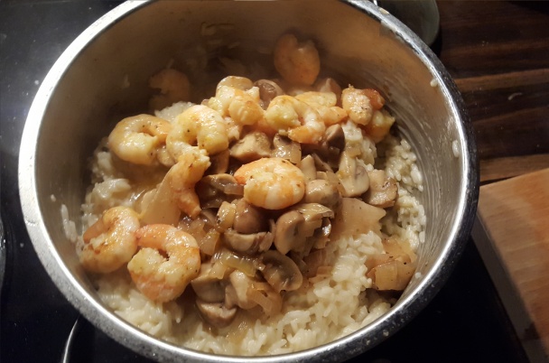 Maslové rizoto s krevetami a hubami na víne (fotorecept) - obrázok 8