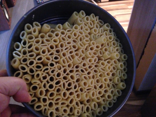 Slaný koláč z rigatoni a.k.a. Rigatoni Pie (fotorecept) - obrázok 2