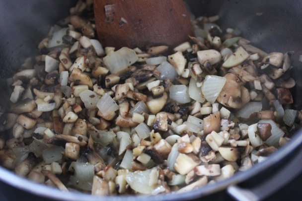 Šampiňónová krémová polievka (fotorecept) - obrázok 3