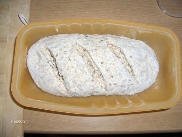 Domáci celozrnný chlieb so semienkami (fotorecept) - obrázok 5