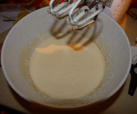 Ovocno-tvarohové mesiačiky s rumovou polevou (fotorecept) - obrázok 3