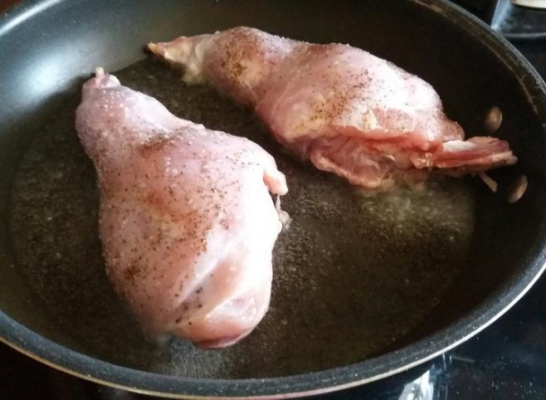 Pečené králičie stehno na grécky spôsob (fotorecept) - obrázok 3