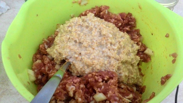 Fašírka v srnčom chrbáte s horčicovou omáčkou (fotorecept) - obrázok 3