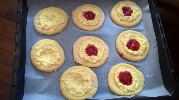 Tvarohové koláče s ovocným pyré (fotorecept) - obrázok 7