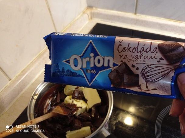 Kysnutý čokoládový koláč (fotorecept) - obrázok 3