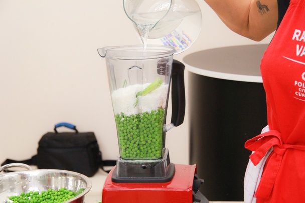 Hráškovo-mätová raw polievka (fotorecept) - obrázok 1