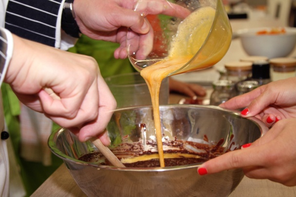 Lahodné čokoládovo-orechové suflé (fotorecept) - obrázok 2