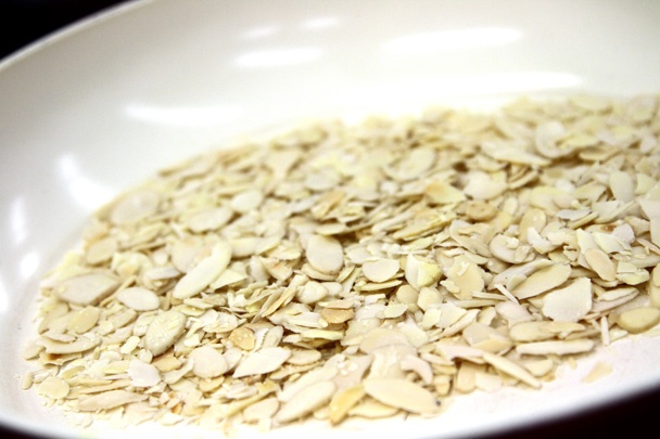 Tapiokový puding so skaramelizovanými hruškami a kardamómom - obrázok 6