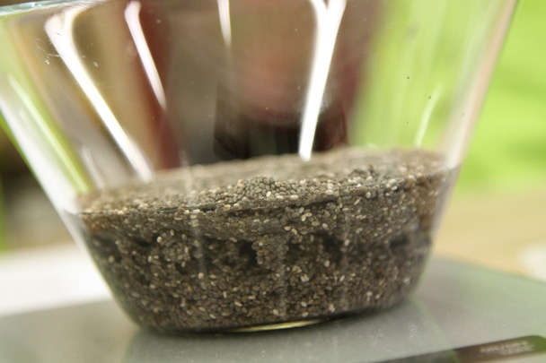 Semienková kanapka, špenátové pesto a pečená karotka - obrázok 1