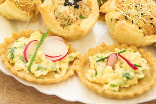 Košíčky zo slaného rozmarínového lineckého cesta plnené vajíčkovou nátierkou (fotorecept) - obrázok 5