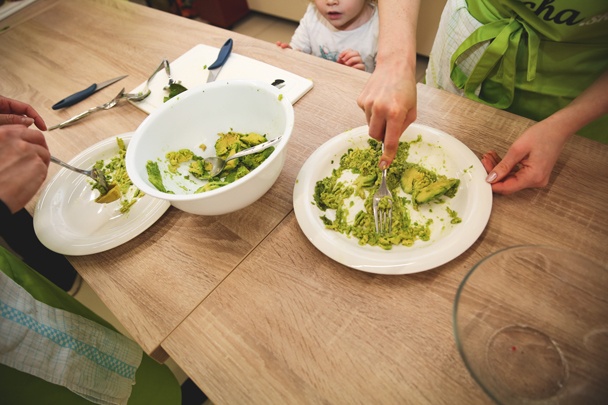 Mini domáce tortilly s guacamole (fotorecept) - obrázok 7