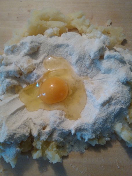 Slivkové knedličky mojej mamy (fotorecept) - obrázok 2