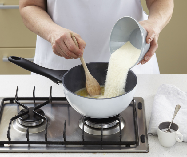 Veľkonočný veniec z odpaľovaného cesta (fotorecept) - obrázok 1