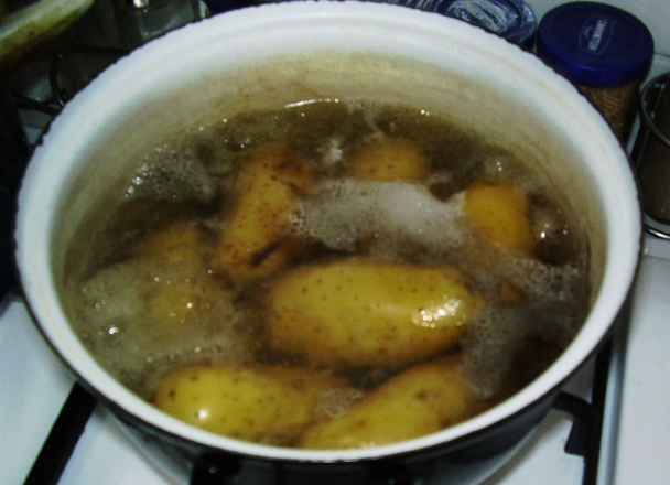 Zemiakové knedličky plnené údeninou (fotorecept) - obrázok 1