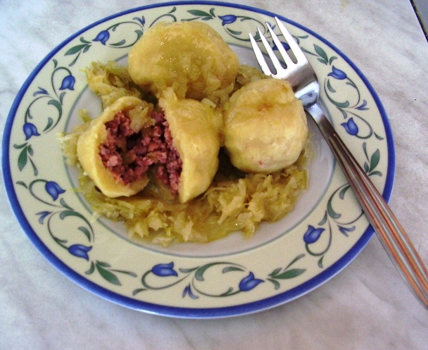 Zemiakové knedličky plnené údeninou (fotorecept) - obrázok 14