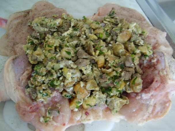 Vykostené plnené kurča - fotorecept - obrázok 3