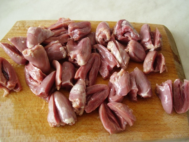 Krúpovo-hrachová kaša s kuracími srdiečkami - fotorecept - obrázok 3