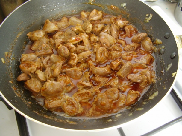 Krúpovo-hrachová kaša s kuracími srdiečkami - fotorecept - obrázok 6