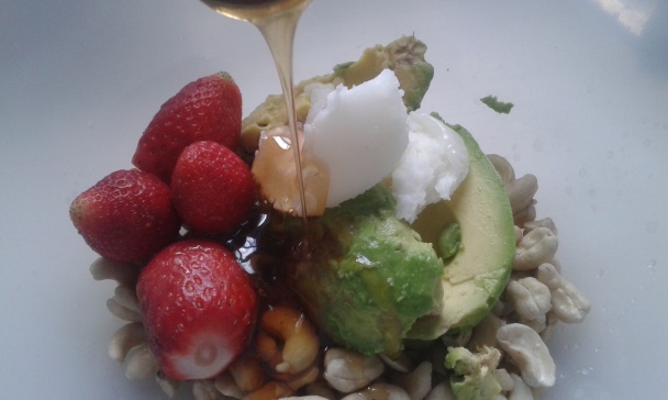 Jahodové raw košíčky a poháriky (fotorecept) - obrázok 5