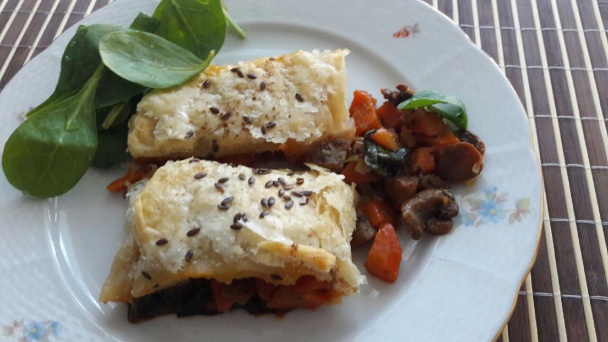 Šampiňónovo-mrkvový závin so špenátovými listami (fotorecept) - obrázok 6