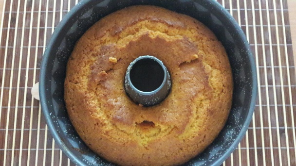 Bábovka s medom a mandľovými lupienkami (fotorecept) - obrázok 9