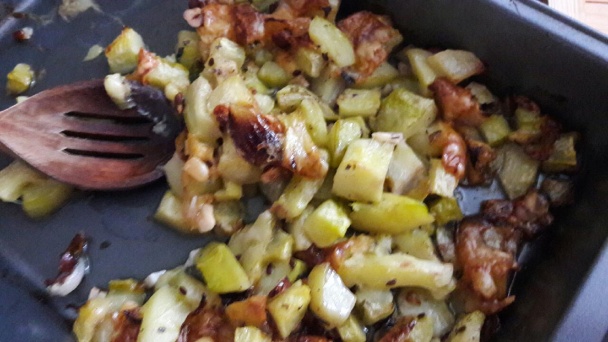 Pečená tekvica so zemiakmi, dip z avokáda a vôňa verbeny (fotorecept) - obrázok 3