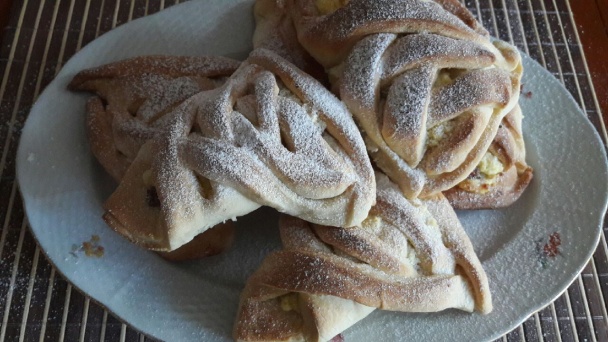Tvarohové zapletané koláčiky (fotorecept) - obrázok 5