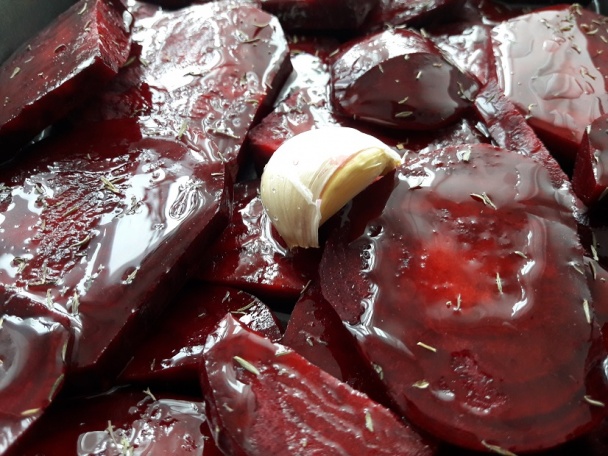 Polievka z pečenej červenej repy (fotorecept) - obrázok 1