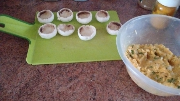 Plnené šampiňóny (fotorecept) - obrázok 2