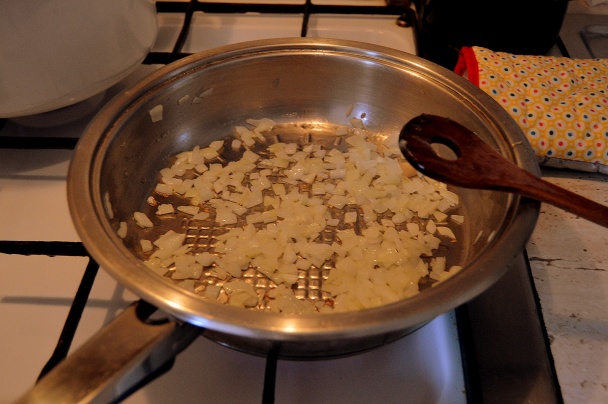 Špagety s párkovou omáčkou - obrázok 2