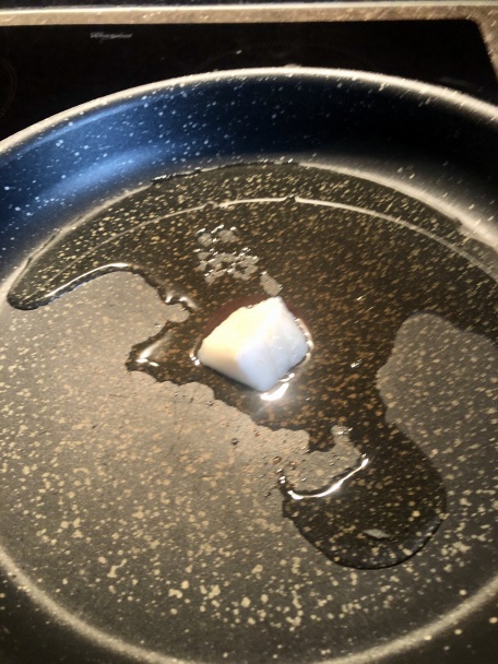 Niečo ako fašírky zo starých rožkov (fotorecept) - obrázok 7